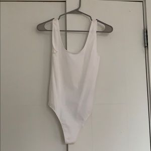 ARITZIA Wilfred Free white tank bodysuit